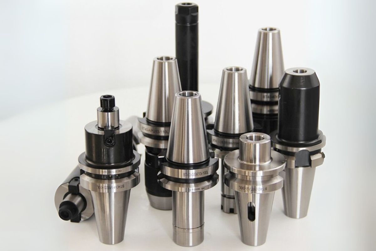 Tool holders & adaptors